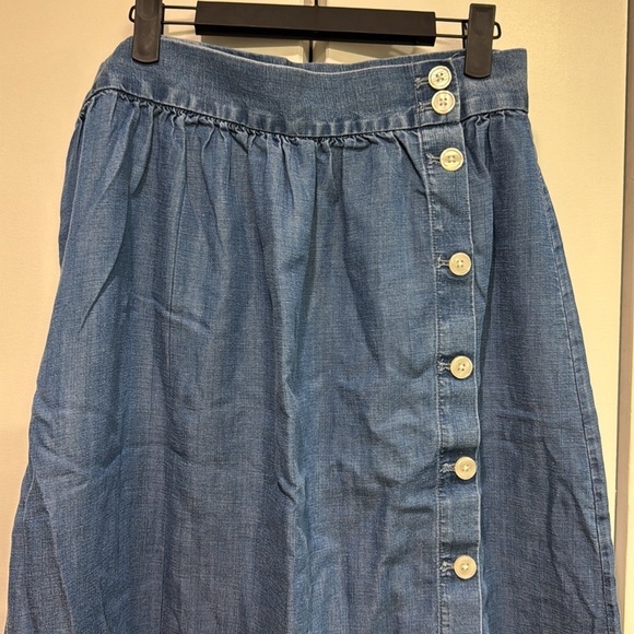 Jean skirt - Picture 2 of 3
